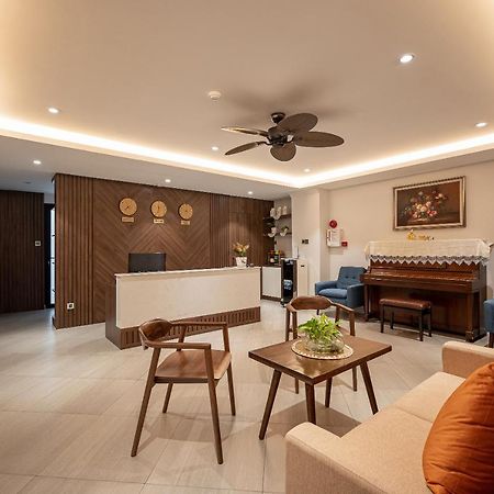 Cozrum Homes - Kena House Ho-Chi-Minh-Stadt Exterior foto